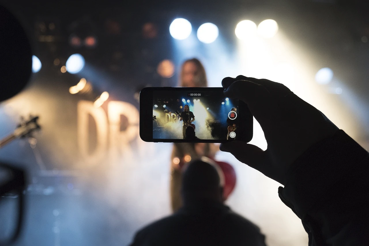 Teknologi dalam Musik: Bagaimana Produksi dan Distribusi Musik Berubah