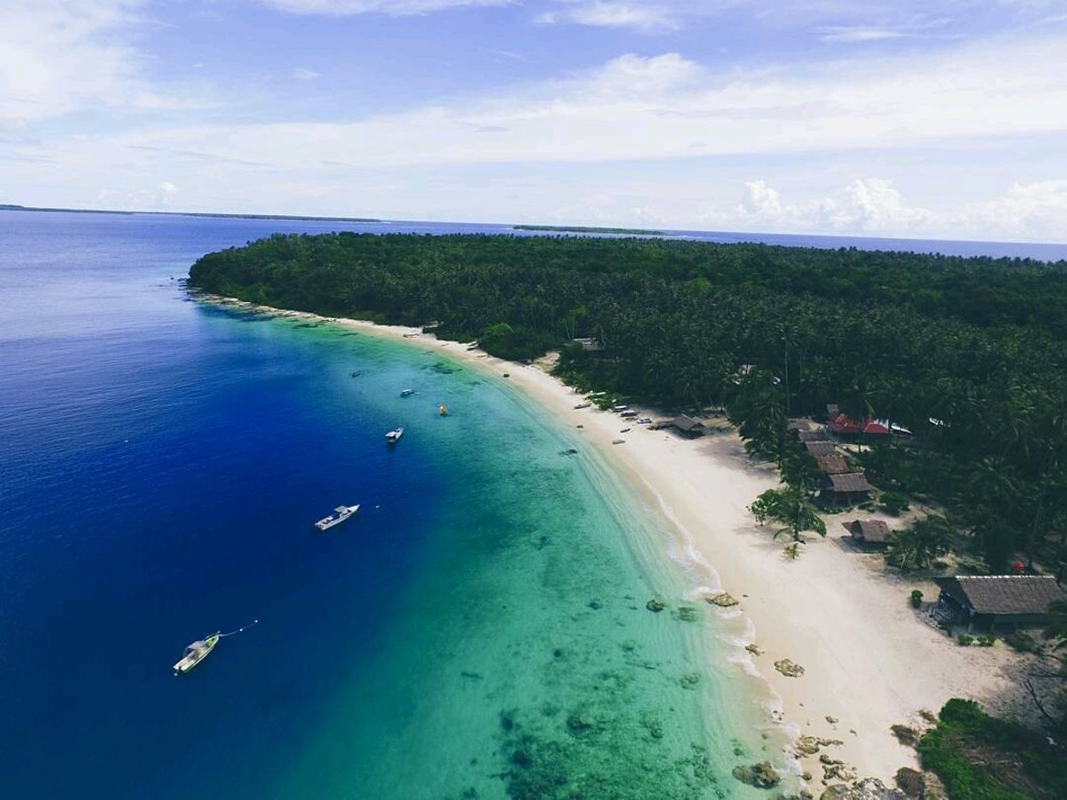 Asu Island: A Hidden Paradise at the Western Tip of Sumatra Awaits Exploration