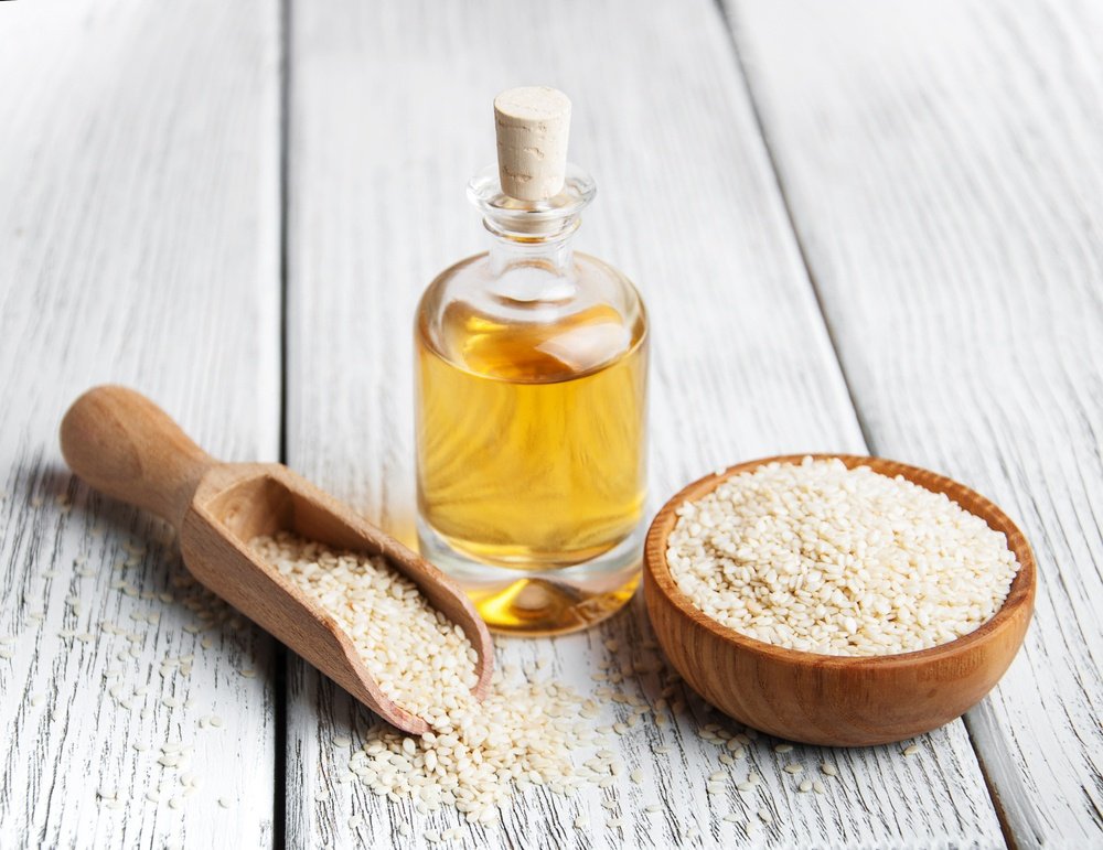 Health Benefits of Sesame Oil: A Healthy Cooking Alternative